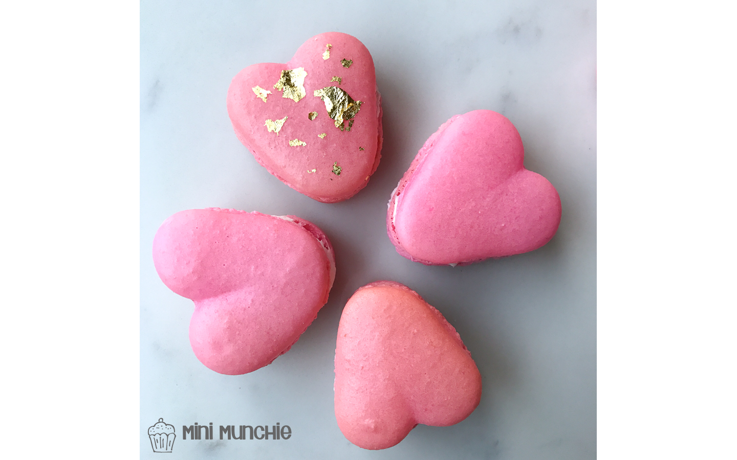 heart macarons mini munchie